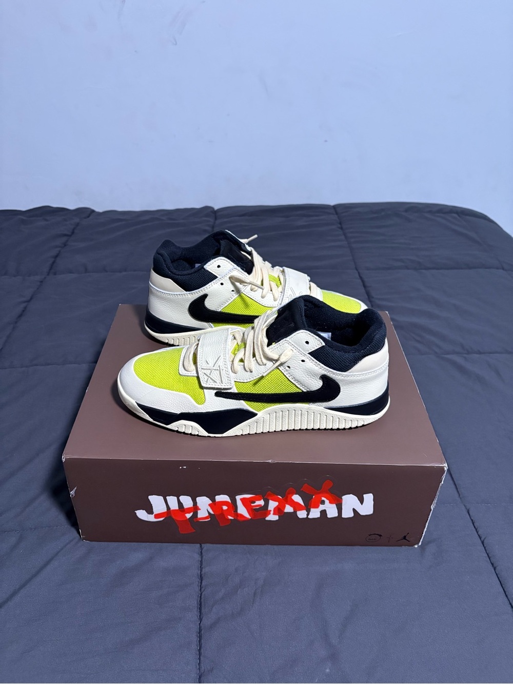 Jordan Lime, Black & Cream Low-Top Sneakers